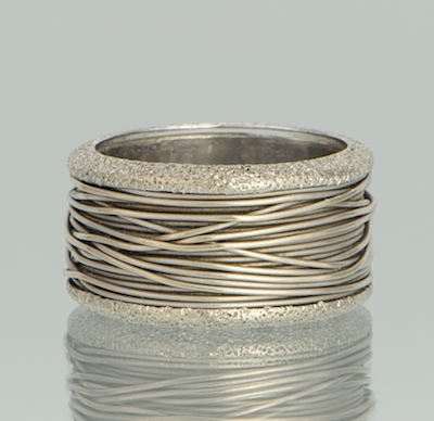 A White Gold Thread and Diamond