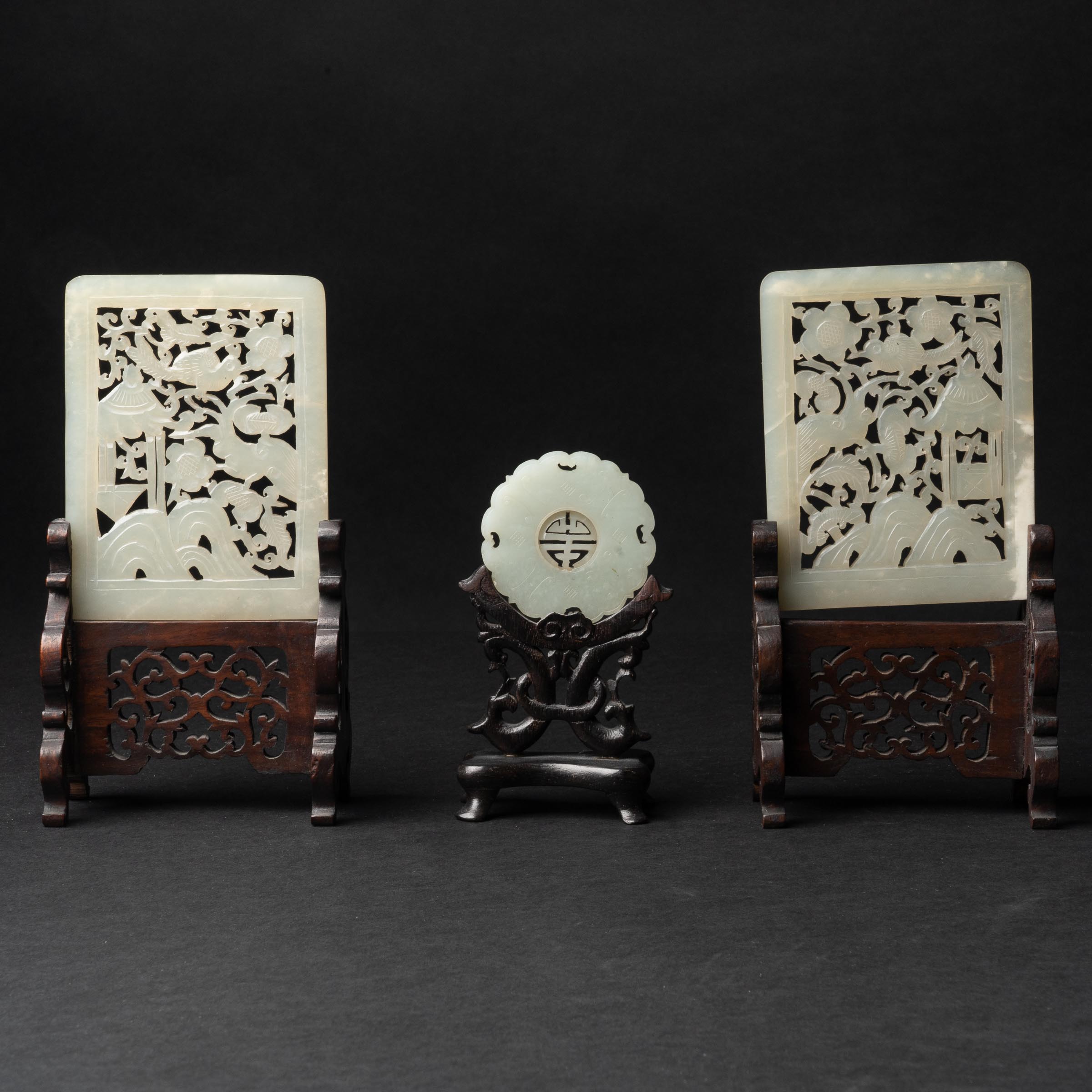 A White Jade Circular Plaque,