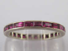A white metal (tests 14 carat gold)