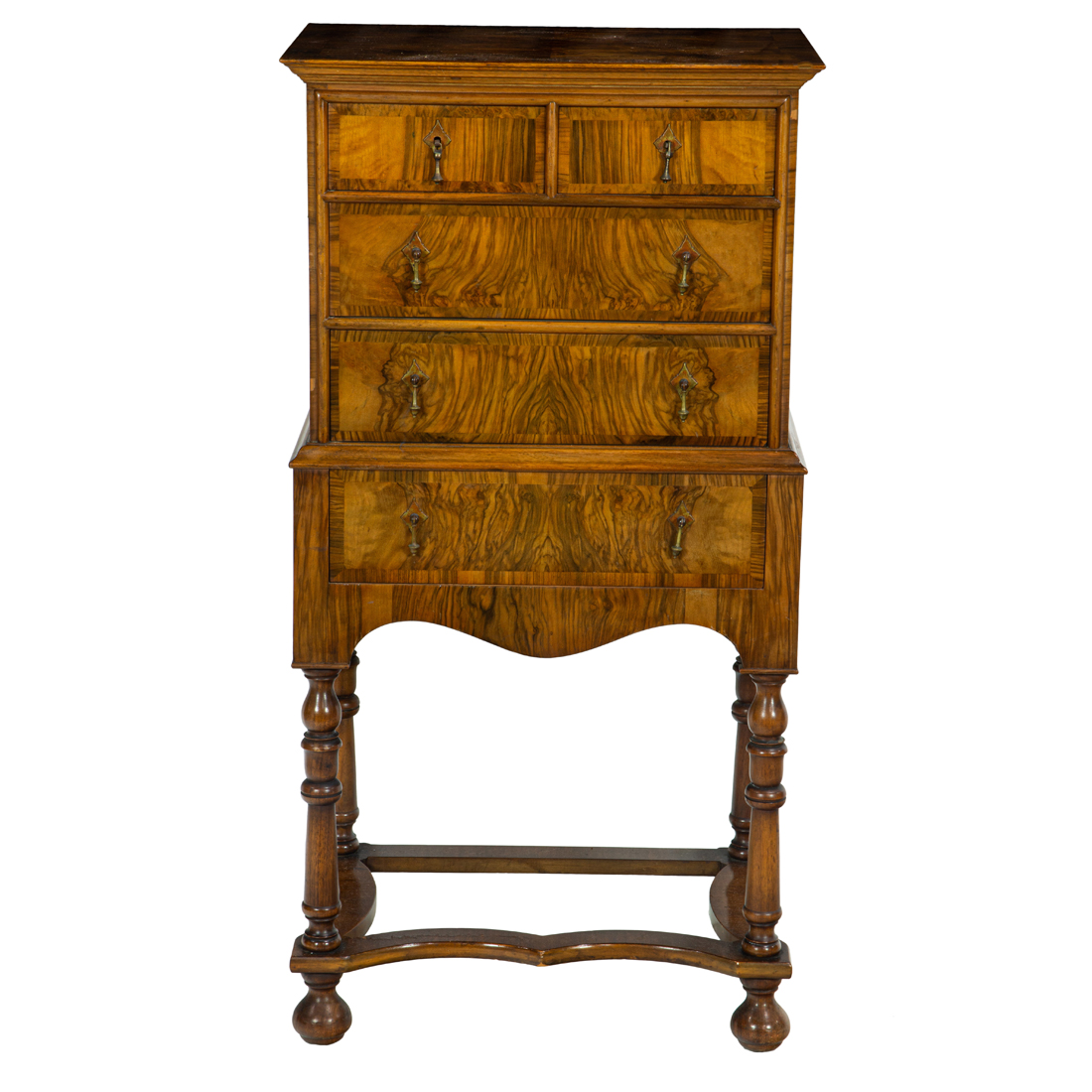 A WILLIAM AND MARY STYLE DIMINUTIVE