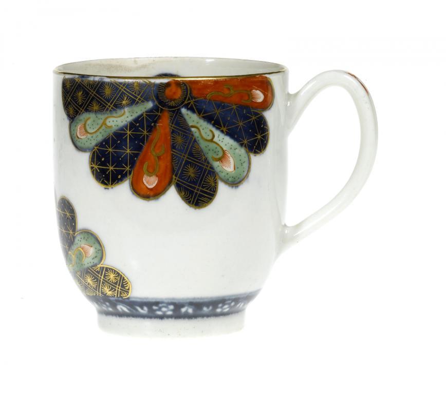 A WORCESTER COFFEE CUP enamelled