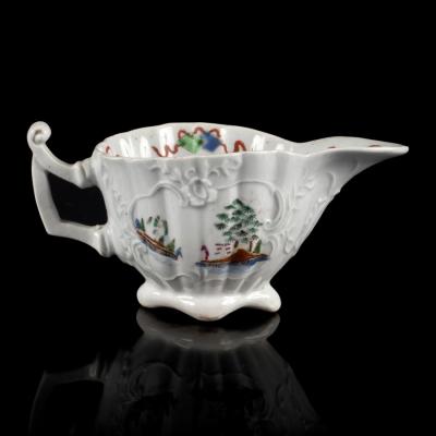 A Worcester fluted creamboat, circa