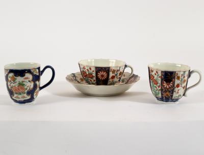 A Worcester fluted trio, circa