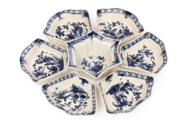 A Worcester hors d'oeuvre set, blue