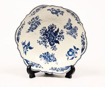 A Worcester pine cone pattern