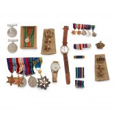 A WORLD WAR II FAMILY GROUP be