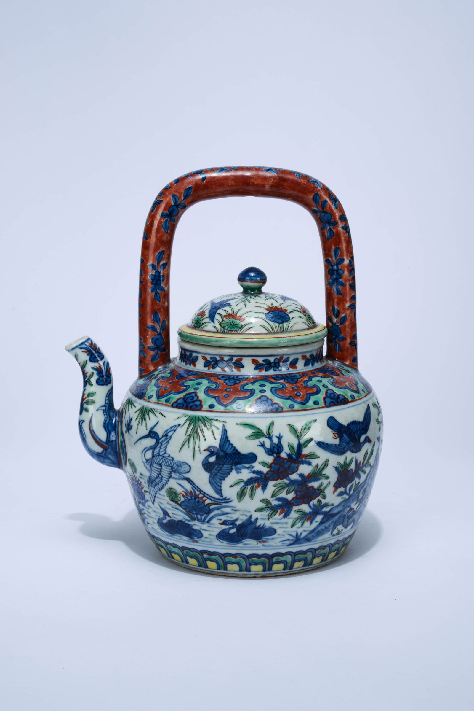 A WUCAI 'LOTUS POND' TEA POTA WUCAI