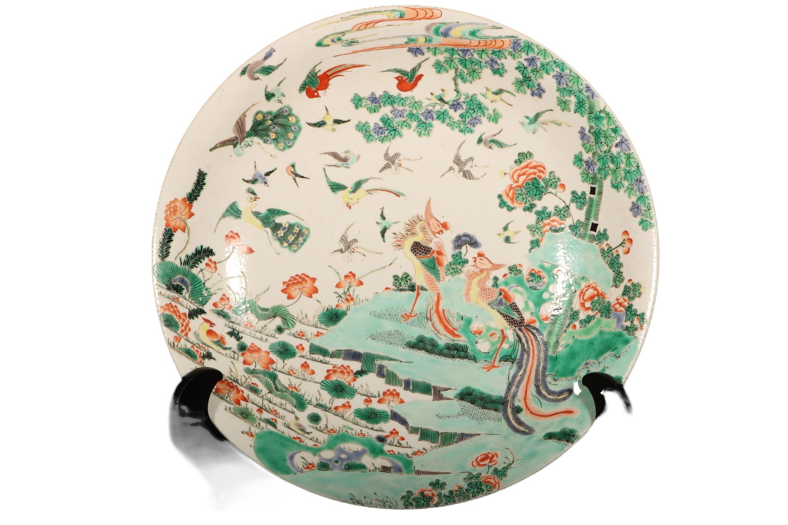 A WUCAI PORCELAIN PLATEA Wucai