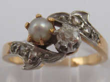 A yellow metal (tests 18 carat