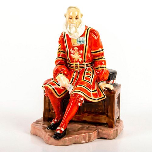 A YEOMAN OF THE GUARD HN688 - ROYAL