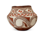 A ZUNI PUEBLO POLYCHROME POTTE