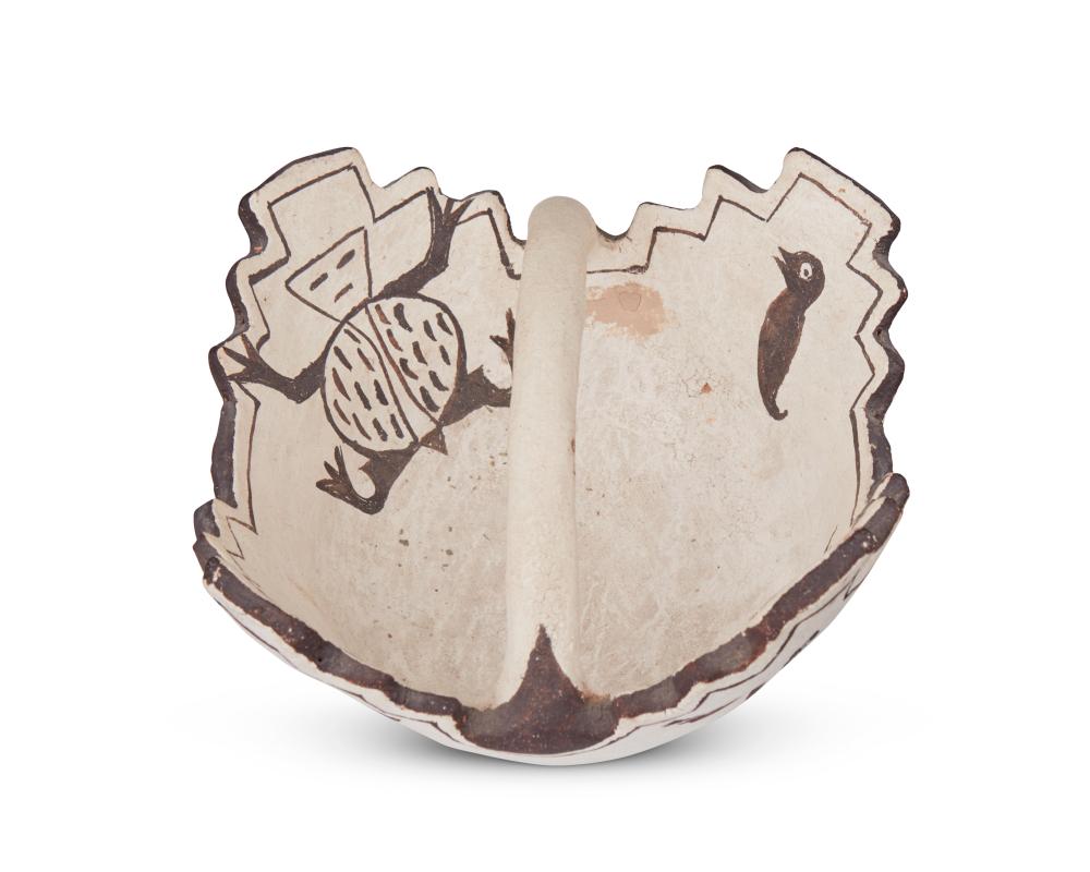 A ZUNI PUEBLO TERRACED HANDLED