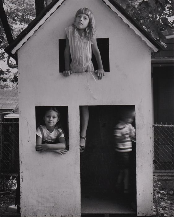ABELARDO MORELL (b. 1948): PLAY