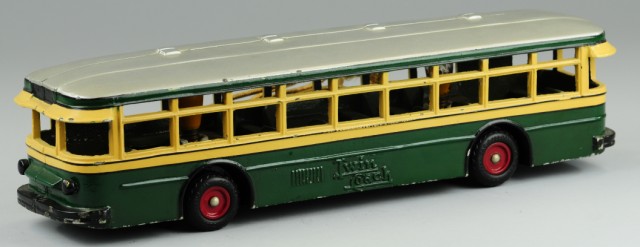 A.C. WILLIAMS TWIN COACH DISPLAY
