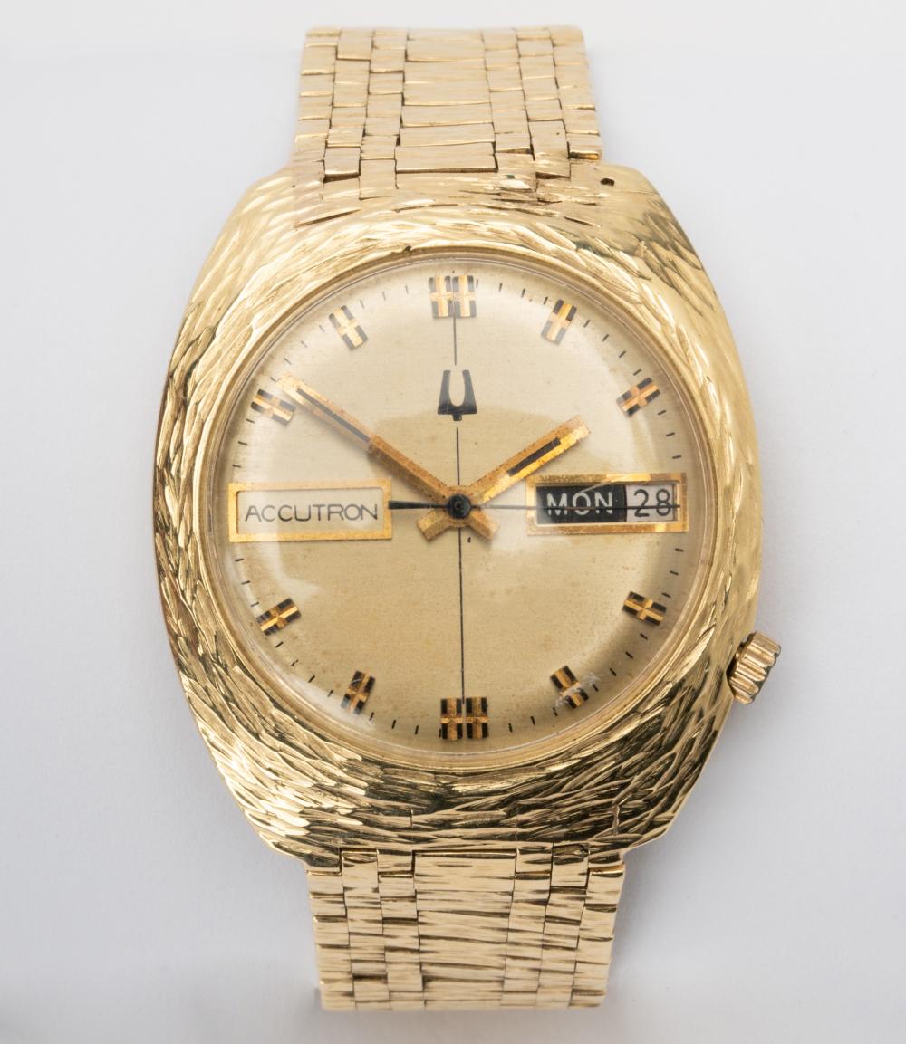 ACCUTRON MEN'S 14 KARAT YELLOW GOLD