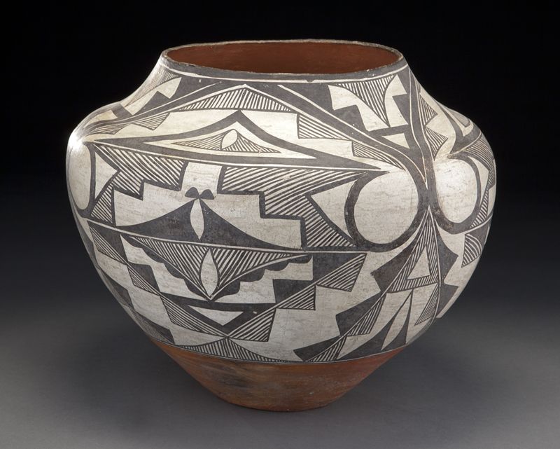 Acoma polychrome terracotta jar the