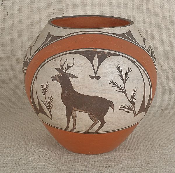 Acoma pottery olla with stag