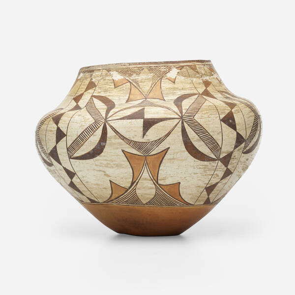 Acoma Pueblo. Olla with geometric