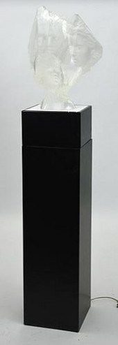 ACRYLIC SCULPTURE BY MICHAEL W