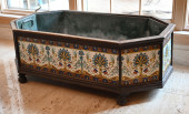 ADDISON MIZNER STYLE PLANTER<b