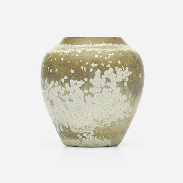 Adelaide Robineau. Cabinet vase. c.
