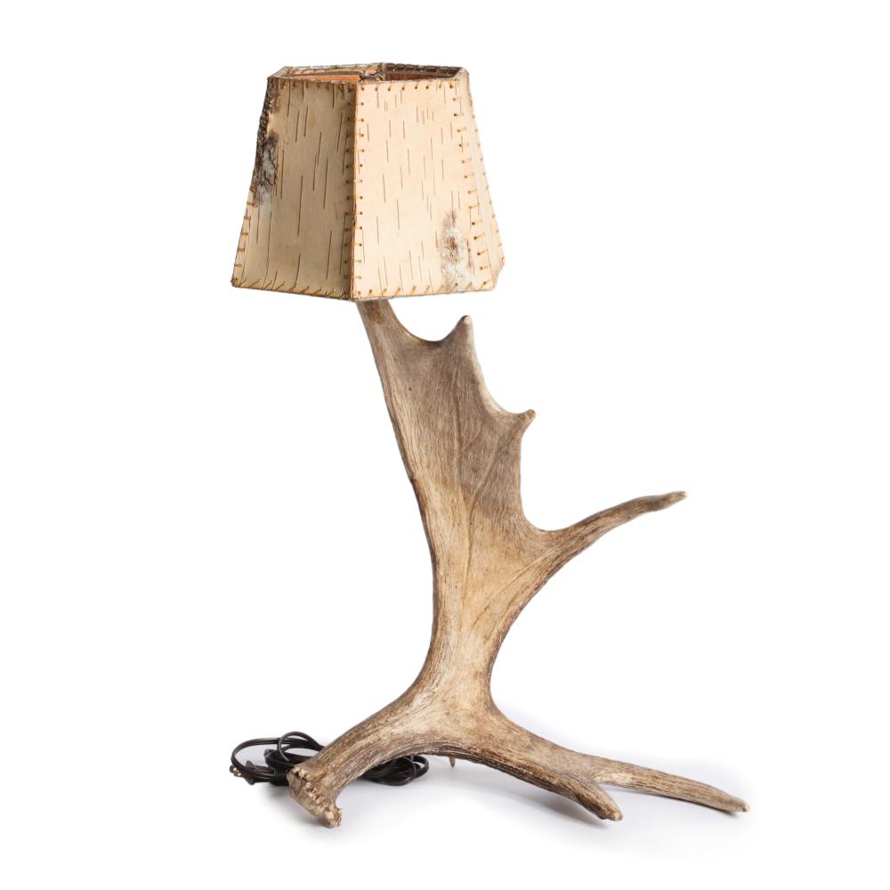 ADIRONDACK LODGE / CABIN ANTLER