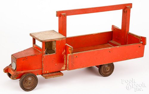 ADO KO VERZUU PAINTED WOOD DELIVERY