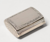 AESTHETIC MOVEMENT SILVER BOX