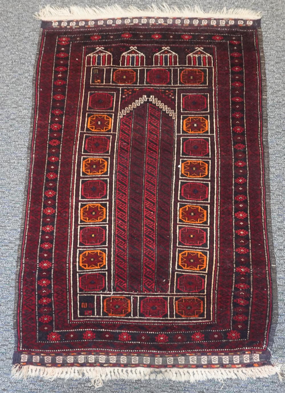 AFGHAN PRAYER RUG 4 FT 8 IN X 2