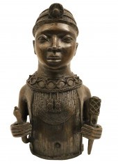 AFRICAN BRONZE SCULPTURE OF A