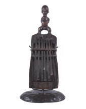 AFRICAN CARVED FIGURAL KALIMBA