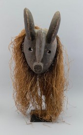AFRICAN CARVED WOOD IDOMA MASK