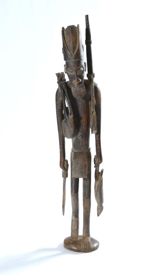 AFRICAN CARVED WOOD MAASAI HUNTER