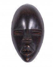 AFRICAN CARVED WOOD MASK Dan P