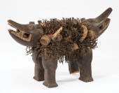AFRICAN CARVED WOOD NAIL POWER