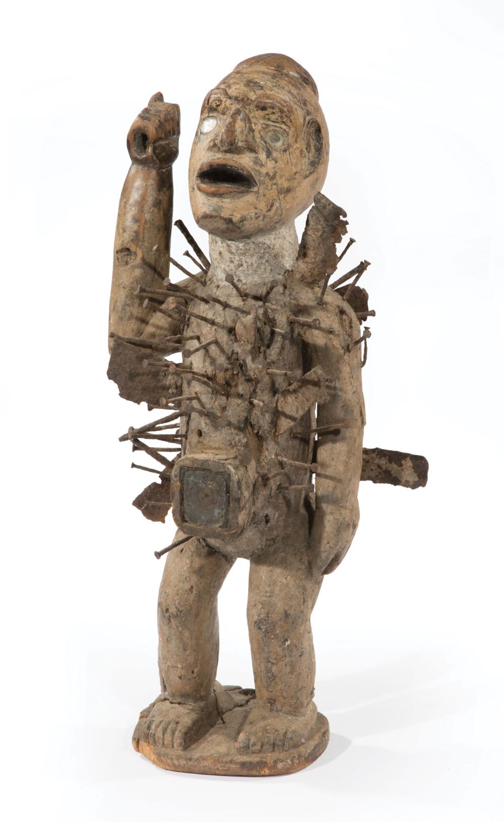 AFRICAN CARVED WOOD NAIL POWER