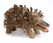 AFRICAN CARVED WOOD NAIL POWER