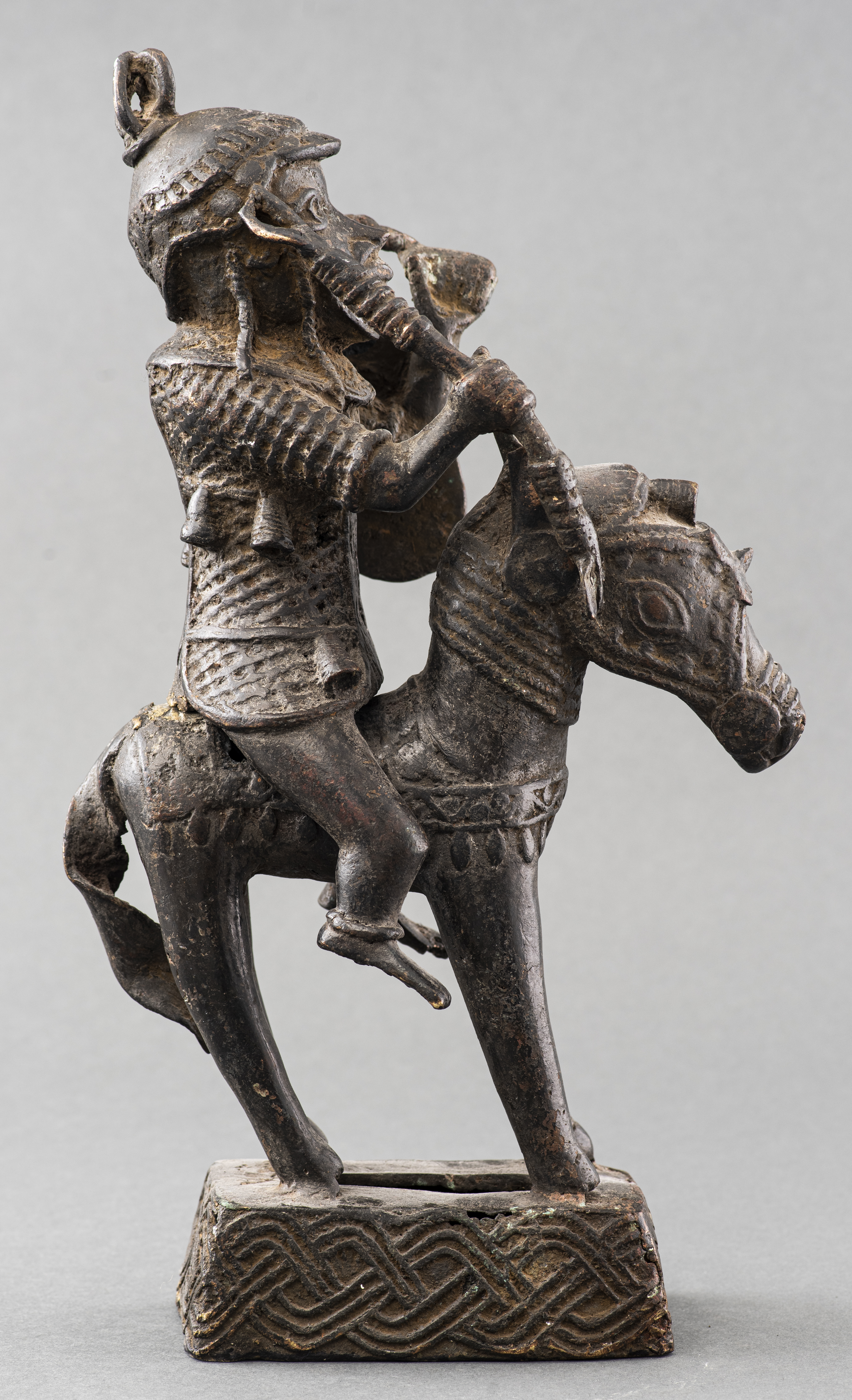 AFRICAN EDO METAL EQUESTRIAN