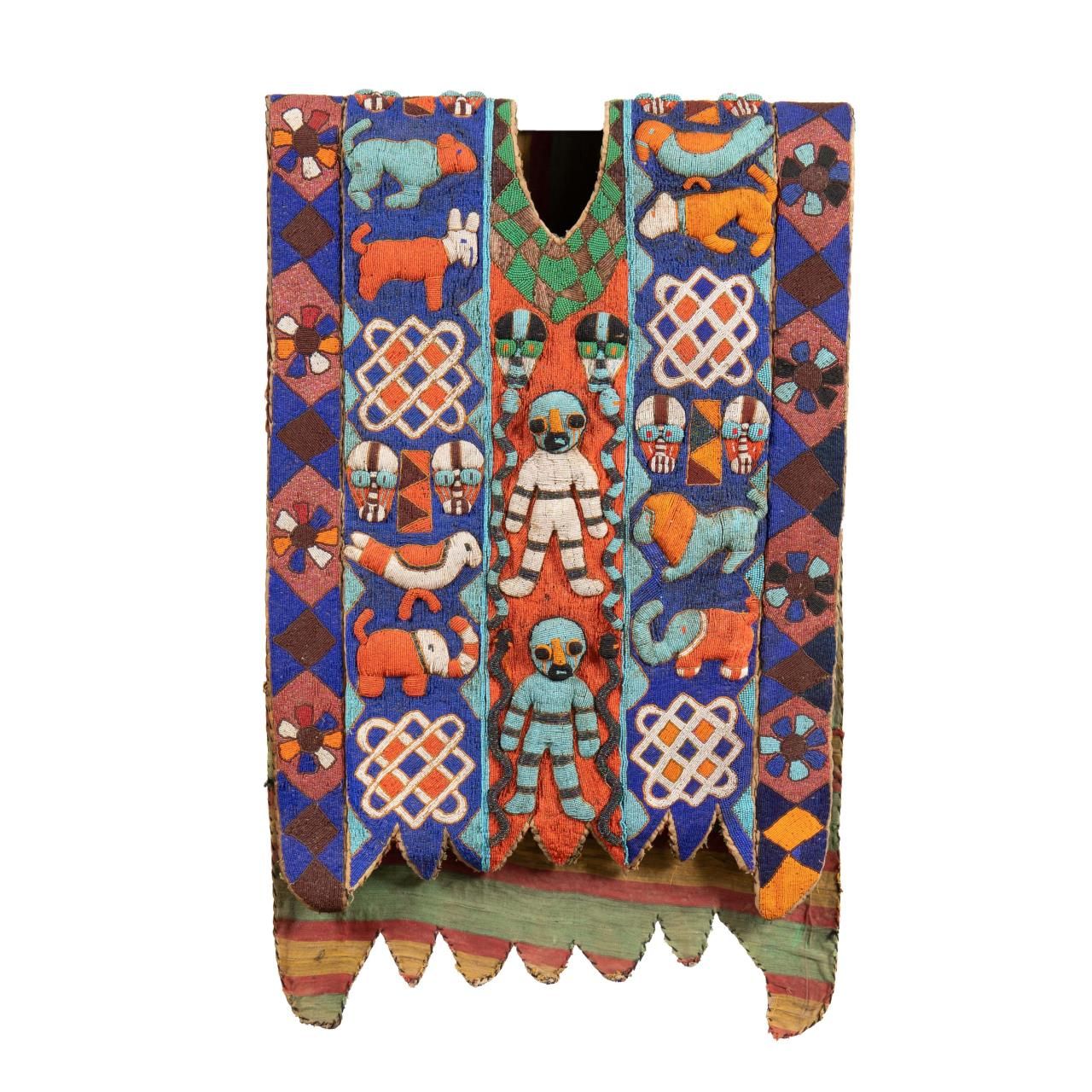 AFRICAN MOSSI CARVED WOOD PLANK