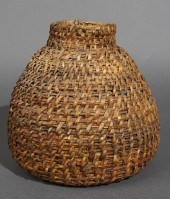 AFRICAN OR OCEANIC WOVEN AND C