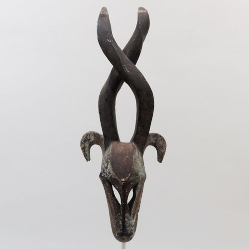AFRICAN PAINTED WOOD ANTELOPE