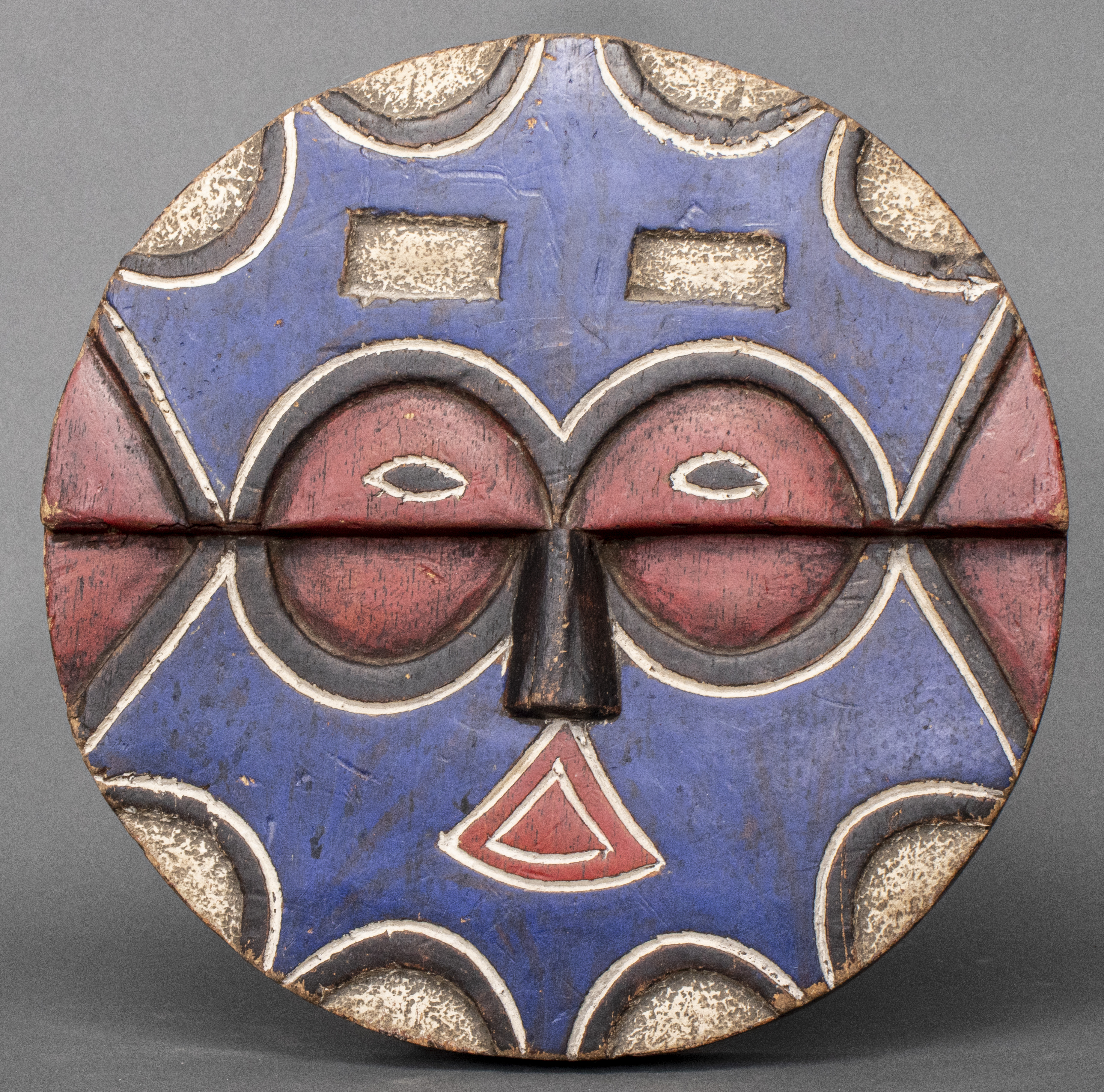 AFRICAN TEKE POLYCHROME MASK,