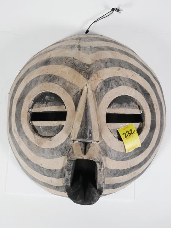 AFRICAN WOOD CARVED DECORATED MASK