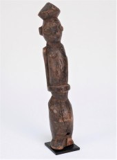 AFRICAN YAKA TRIBE CARVED WOOD