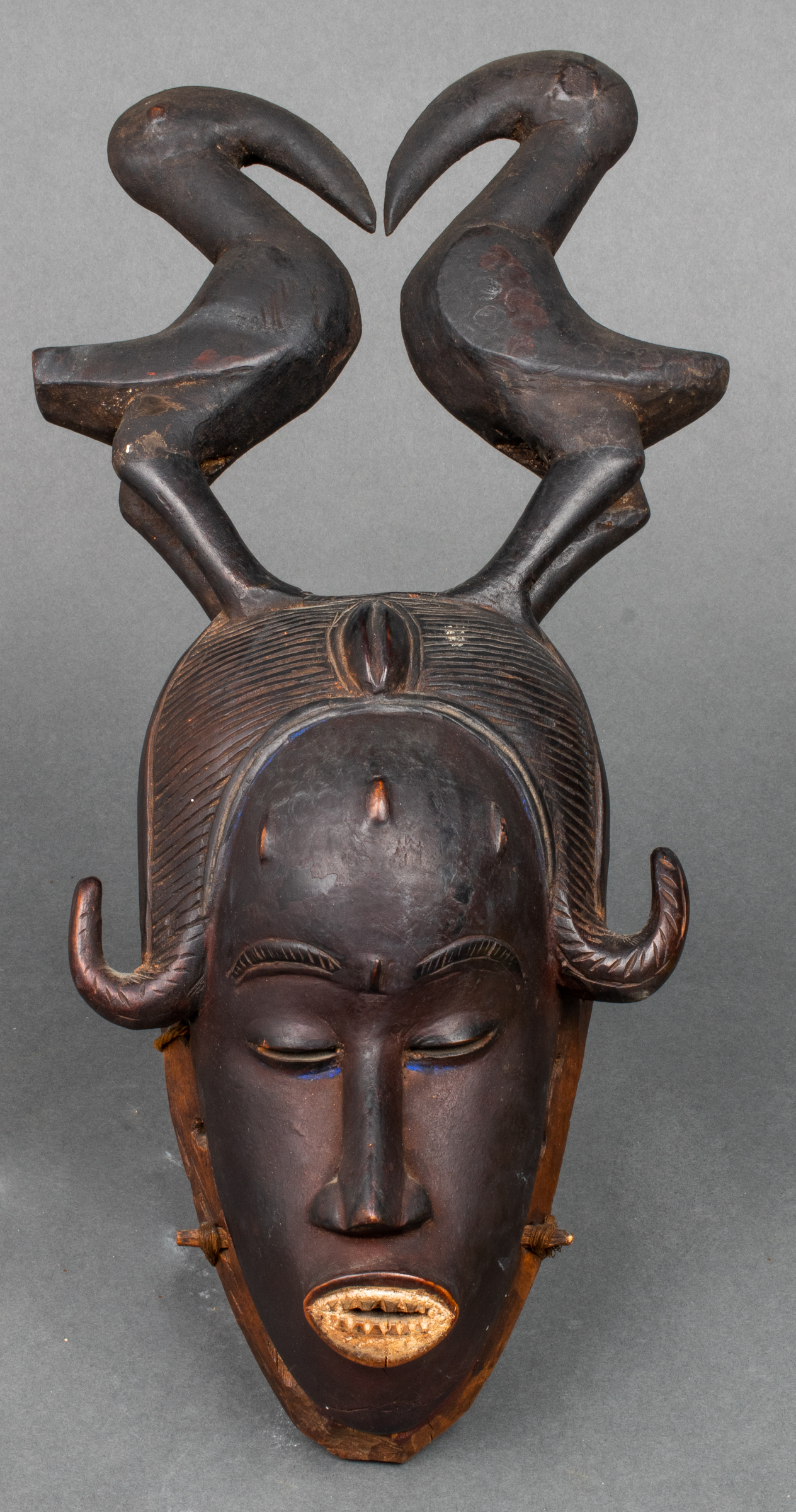 AFRICAN YAURE CARVED WOOD MASK,