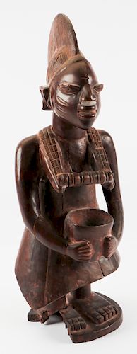 AFRICAN YORUBA FEMALE FIGUREAfrican