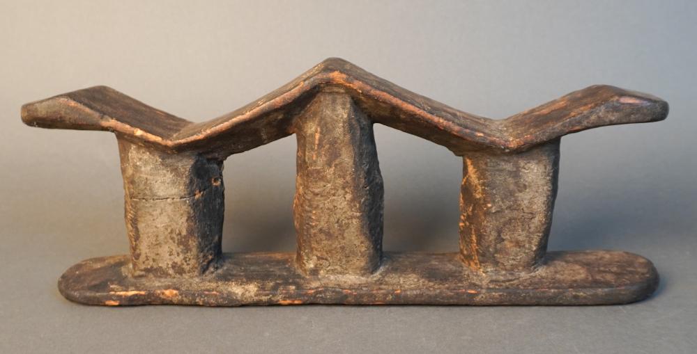 AFRICAN/OCEANIC CARVED WOOD