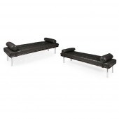 AFTER MIES VAN DER ROHE
PAIR O