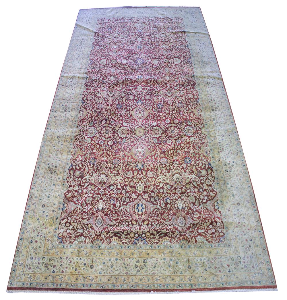 AGRA CARPETwool; 10' x 20'