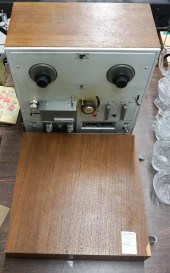 AKAI 1710W REEL-TO-REEL TAPE R